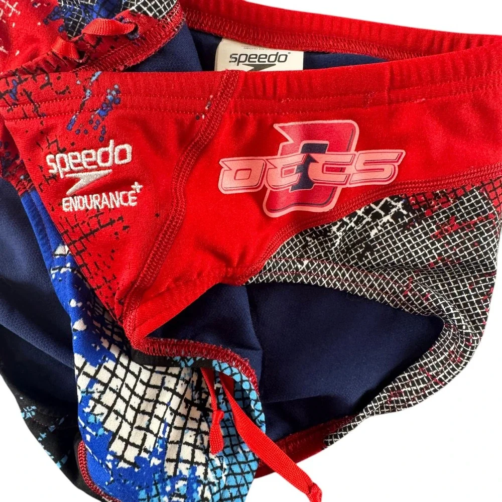 Speedo Endurance+ Mens Swim Briefs Size 32 Red Blue Abstract Grid Performance - Picture 2 of 5